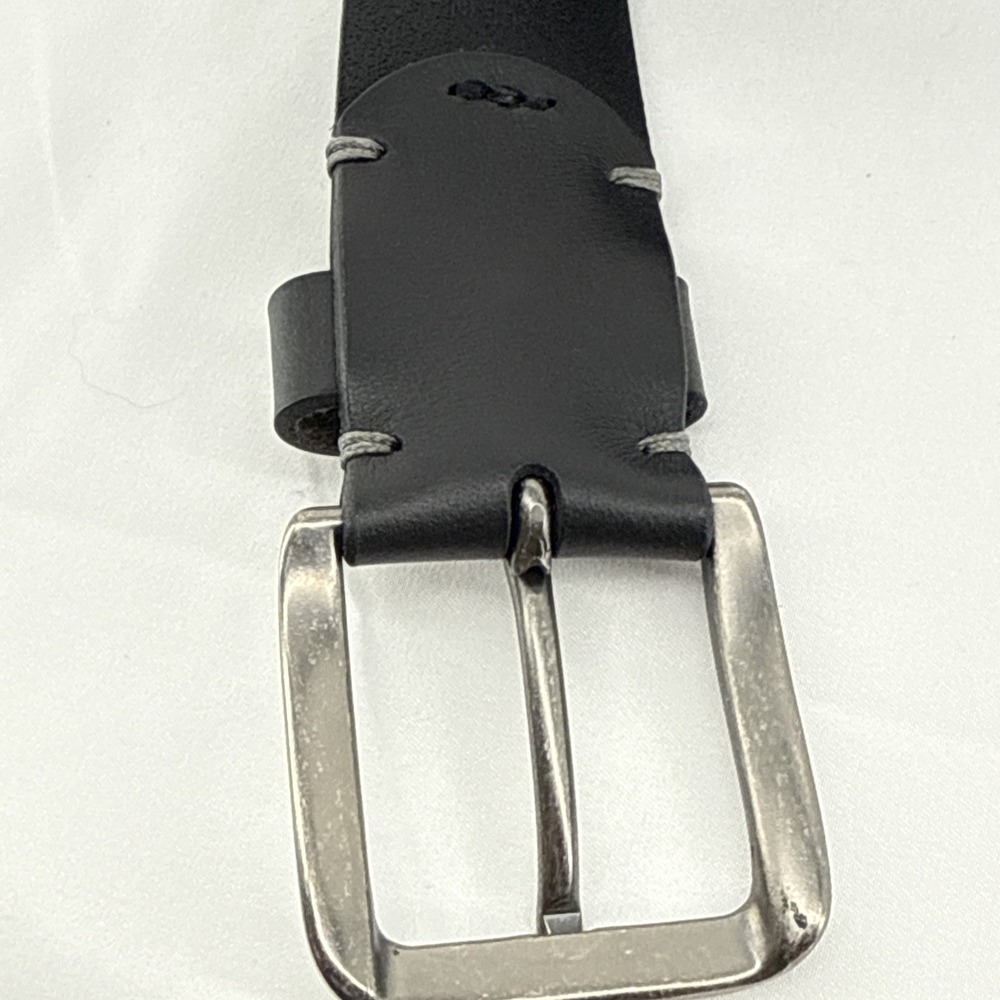 Fossil Mens Black Genuine Leather Belt Silver Buckle Size 40 Casual Career - Picture 5 of 16